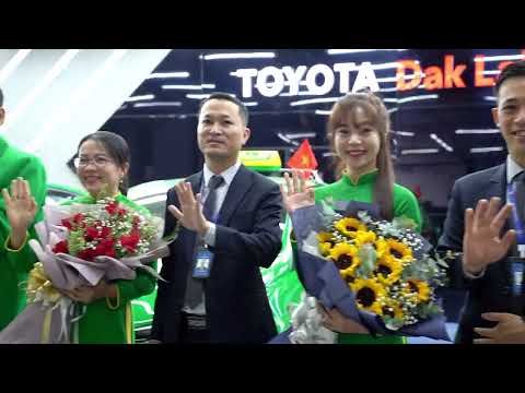LỄ BÀN GIAO XE TOYOTA VIOS - TẬP ĐOÀN MAI LINH TẠI TOYOTA ĐẮK LẮK