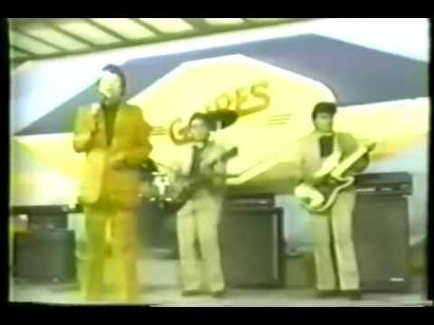 LOS GOLPES - CUATRO CIRIOS - CASABLANCA VIDEO Y MUSICA