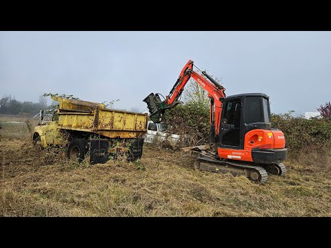 Finding forgotten icons with the Kubota KX 040 4 excavator and FX36 Defender