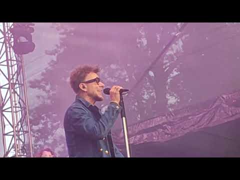 koncert feel Karvina 2025  jest już ciemno