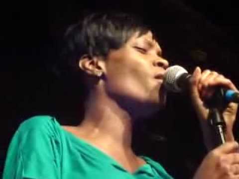 Renee Neufville w/ Roy Hargrove's RH Factor - Juicy (Live Paris @ New Morning July 18, 2012)