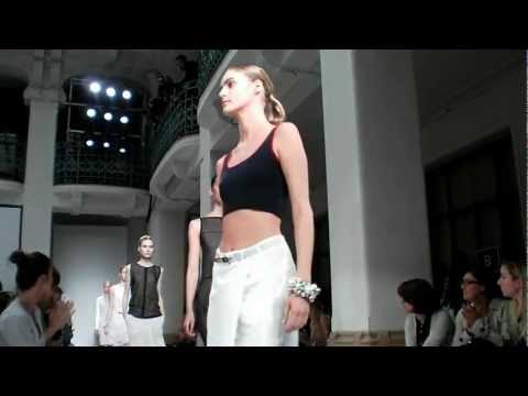 Moda Milano 2012: Cividini S/S 2013 fashion show