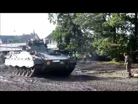 Stahl auf der Heide 2015 - Vorführung der Panzer