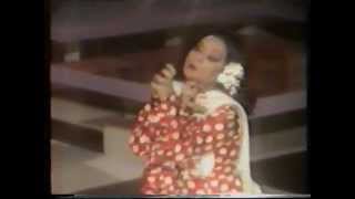 LOLA FLORES - A TU VERA  ( 300 MILLONES ) .wmv