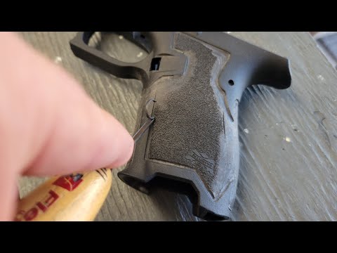Glock stippling borders with a chisel. The flexcut shallow u-gouge wood carver.