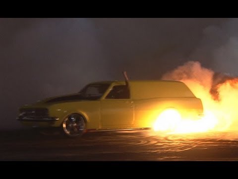 Elite Pro Street Burnouts 2007 - At a Glance
