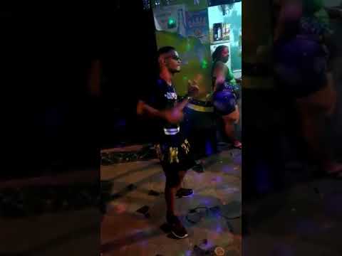 Mc leo onda no passinho dos malocas