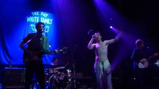 Fat White Family 08 Satisfied (The Coronet Theatre London 09/03/2016)