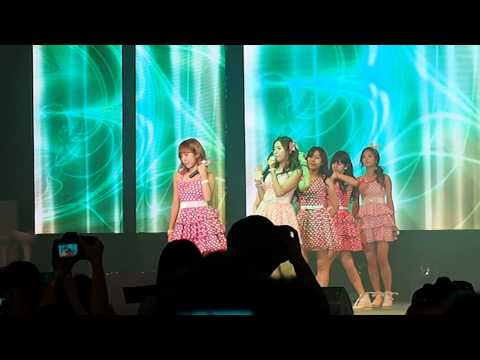 A Pink - U You @ Korea Festival 2013 131025