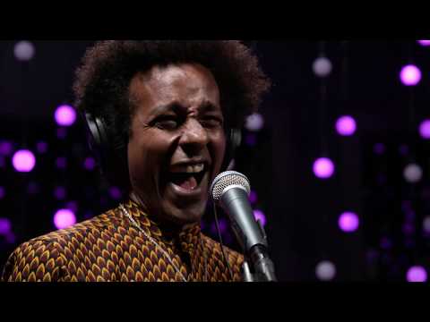 Gili Yalo - Coffee (Live on KEXP)