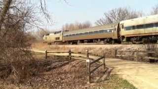 preview picture of video 'Railfanning the Des Plaines River Trail'