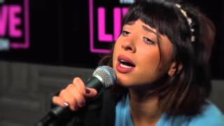 Foxes performs &#39;Amazing&#39; in the Spin1038 live room