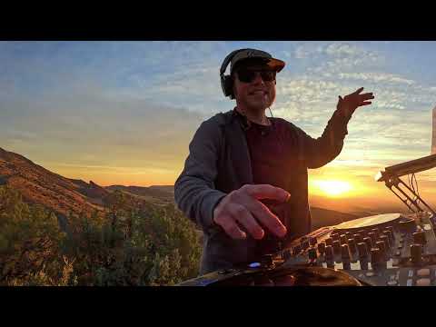 Alone In Love - (Almost) Red Rocks - Sunrise DJ Set