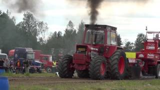 preview picture of video 'Volvo BM 2654 Tractor Pulling'