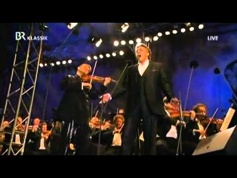 Thomas Hampson sings "Komm, Zigány"