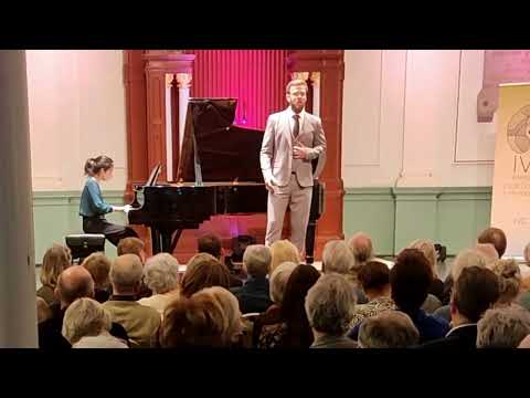 Final IVC Masterclass Presentation - The Art of Singing