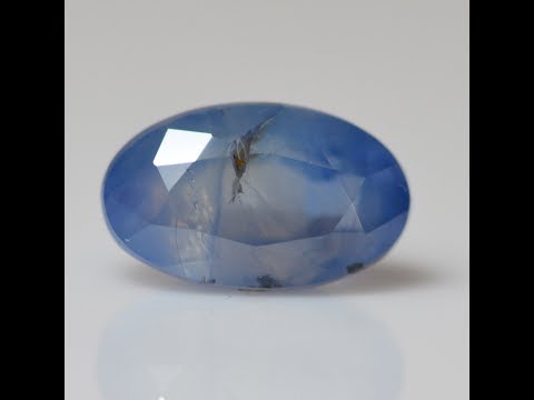 Blue Sapphire - 4.43 Carat IGI Certified