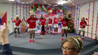 Download lagu Christmas Medley dance mp3