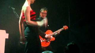 Hooverphonic - The World Is Mine