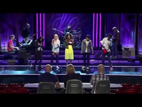 Ruhana, Emile, Lovisa, Kaddy och Sophia i gruppmomentet av Idols slutaudition - Idol Sverige (TV4)