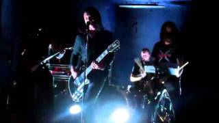 LLUther from Dublin, Ireland @ Legendary Dobbs