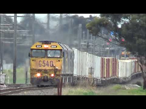 Trains @ Hoppers Crossing on the 18/08/2021