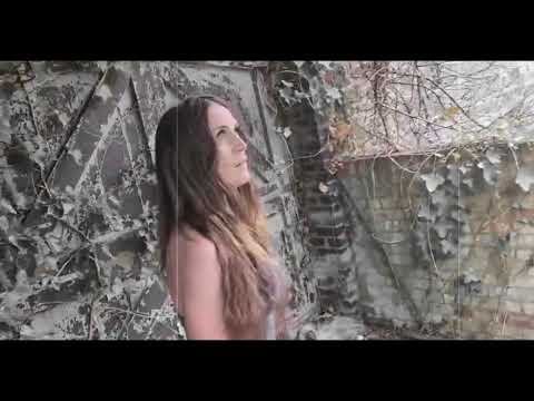 J.C lOwkO - Alice In London Fam