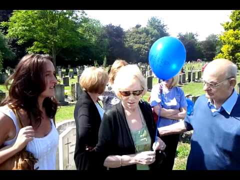 Ada and Monty Video.3gp