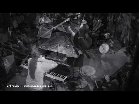 Nic Cacioppo (abstract drum solo) w/ Mike Troy Quartet