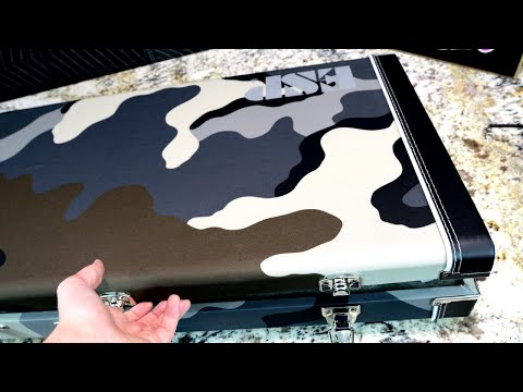 I Tried an ESP Custom Shop (First Time) | 2023 ESP Kuiu Camo Snakebyte James Hetfield Metallica