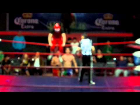vuelo de high fly en su lucha vs chikano