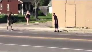 Only Street Fighting - Girl Put Sick Hands On A Woman Left Her With A Burst Mouth.