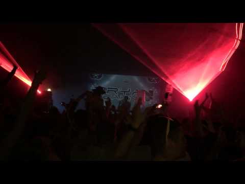 Bryan Kearney - Dash Berlin - Man On The Run (ID Remix) - Coloursfest (06/06/2015)