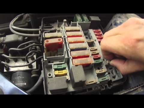 comment demonter allume cigare 207