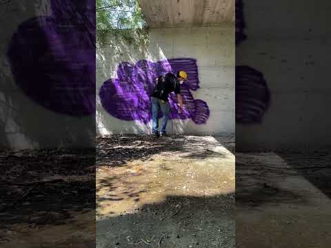 Throw up #graffiti #graffitibombing #bombing #throwup