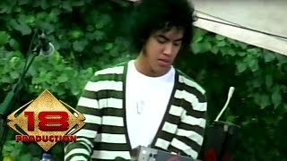 Download lagu Nidji - Heaven   (Live Konser Mataram 28 April 2008) mp3