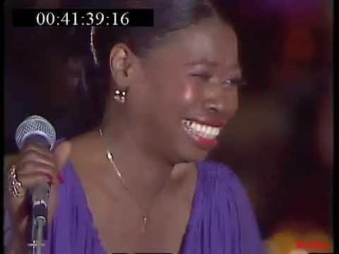 Esther Phillips (Little Esther) And I Love Him (Live Video UK 1983)