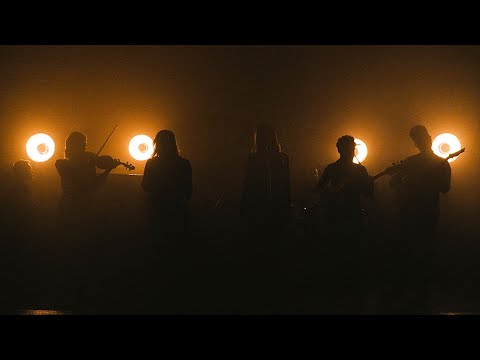 sezon na czereśnie - Woda i krew