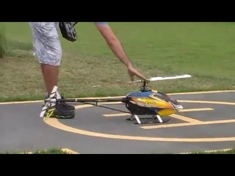 TREX 550 PILOTO MARCELINHO NA PSITA HELI DIBO'S