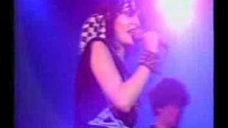 Siouxsie and the Banshees - Spellbound - Live 1981