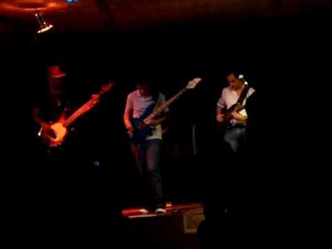 Villa on Bass - Charles Mingus (cover) - Goodbye porkie pie hat video thumbnail