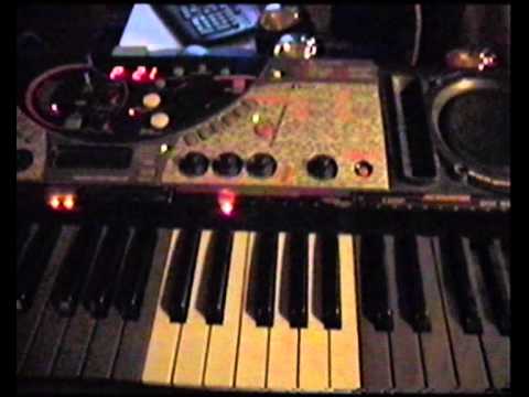 Yamaha DJX 2 Keyboard light show ;) ( My Version of GOA ) by Marquise