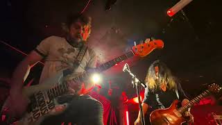 Electric Mary - Let Me Out