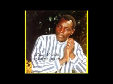 Oliver Mtukudzi- Hakuna mumwe