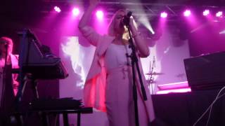 Little Boots - Intro/ Working Girl (HD) - Oslo - 07.07.15