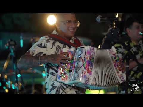 Nueva Maniobra "Uno Mas" En Vivo