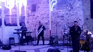 Nell&#39;erba nell&#39;acqua nel vento (poohtrolls)