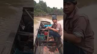 preview picture of video 'mancing udang galah di sungai pengabuan jambi'