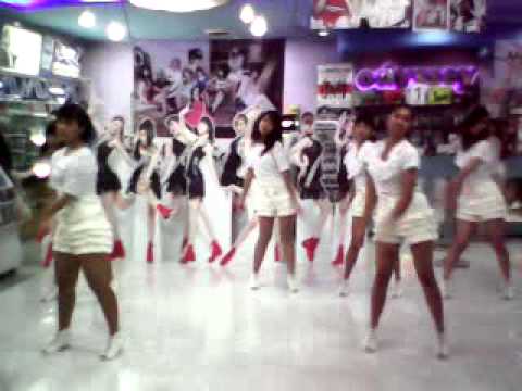 After School 'The Virgin Day' Playgirlz performance!