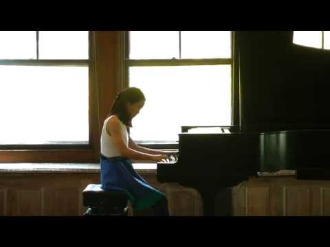 Sophie Lee, piano